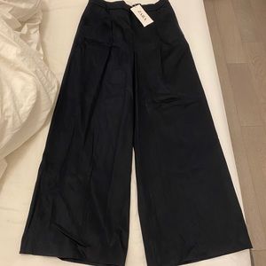 Wide legged Zara pants